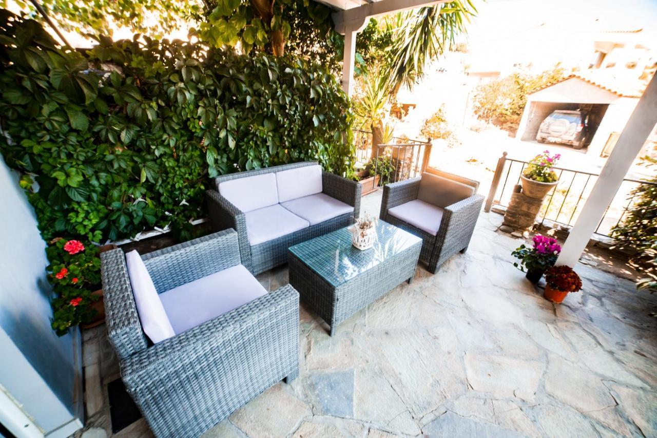 Filia Rooms & Apartments Агии Апостоли Екстериор снимка