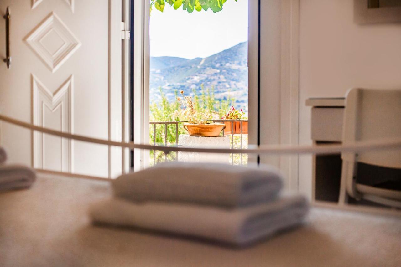 Filia Rooms & Apartments Агии Апостоли Екстериор снимка