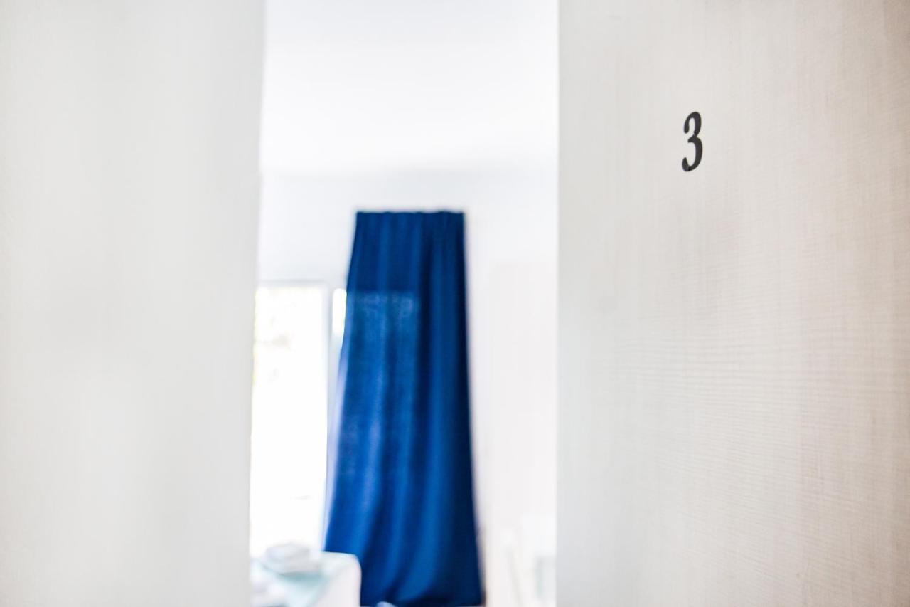 Filia Rooms & Apartments Агии Апостоли Екстериор снимка