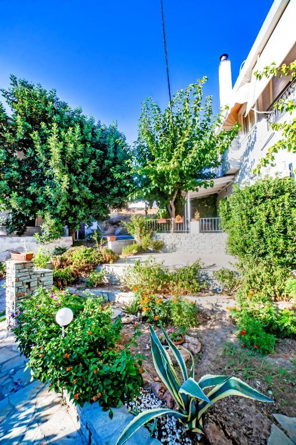 Filia Rooms & Apartments Агии Апостоли Екстериор снимка